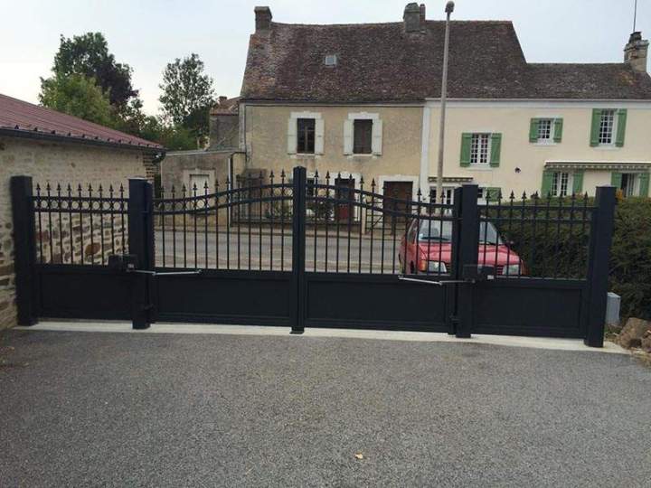 Portail en fer forgé sur mesure La Ferté-en-Ouche